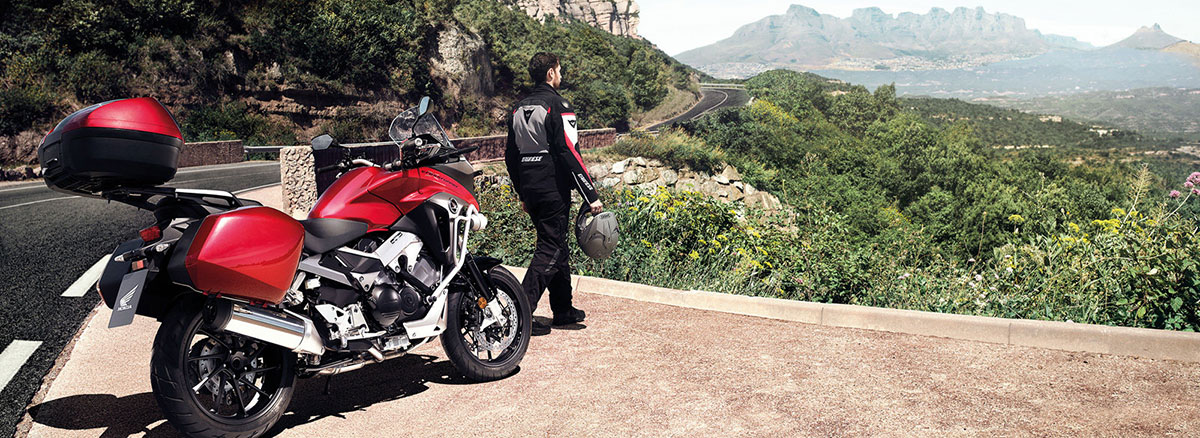 VFR800X-02.jpg