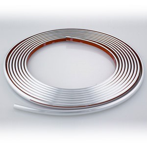 3/8" x 18' Chrome Wheel Well Molding